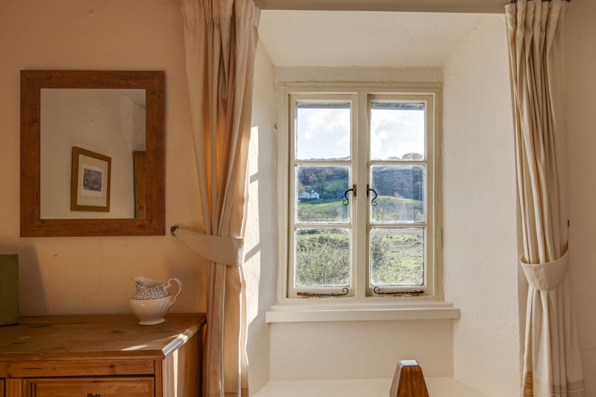 Slaters Cottage, listing photograph 10