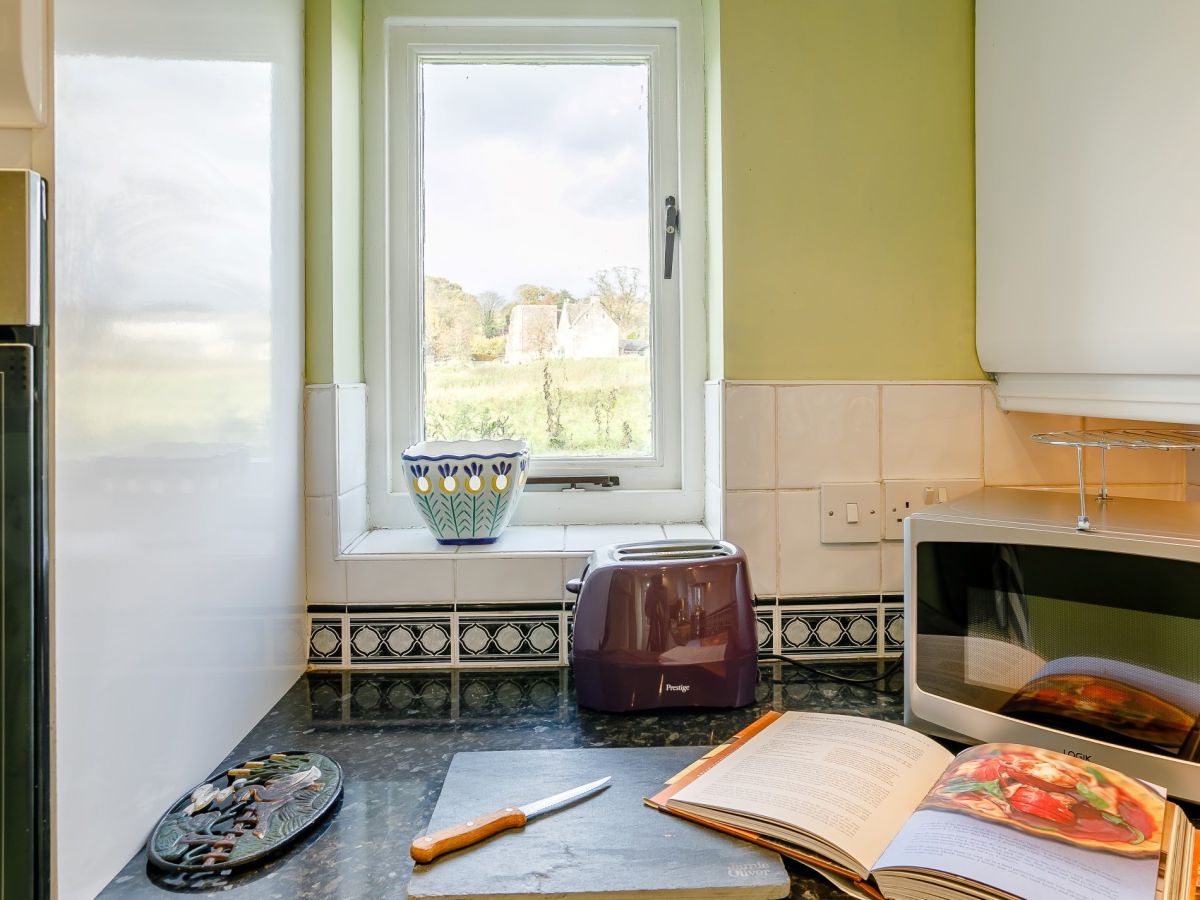 Ostlers Cottage, listing photograph 12