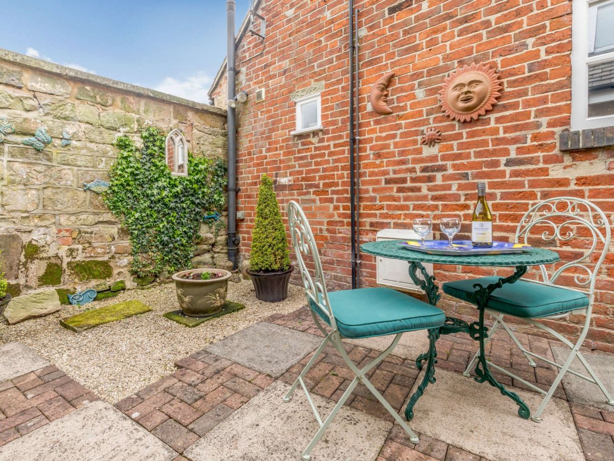 The Old Hall Farmhouse Barn, listing photograph 2