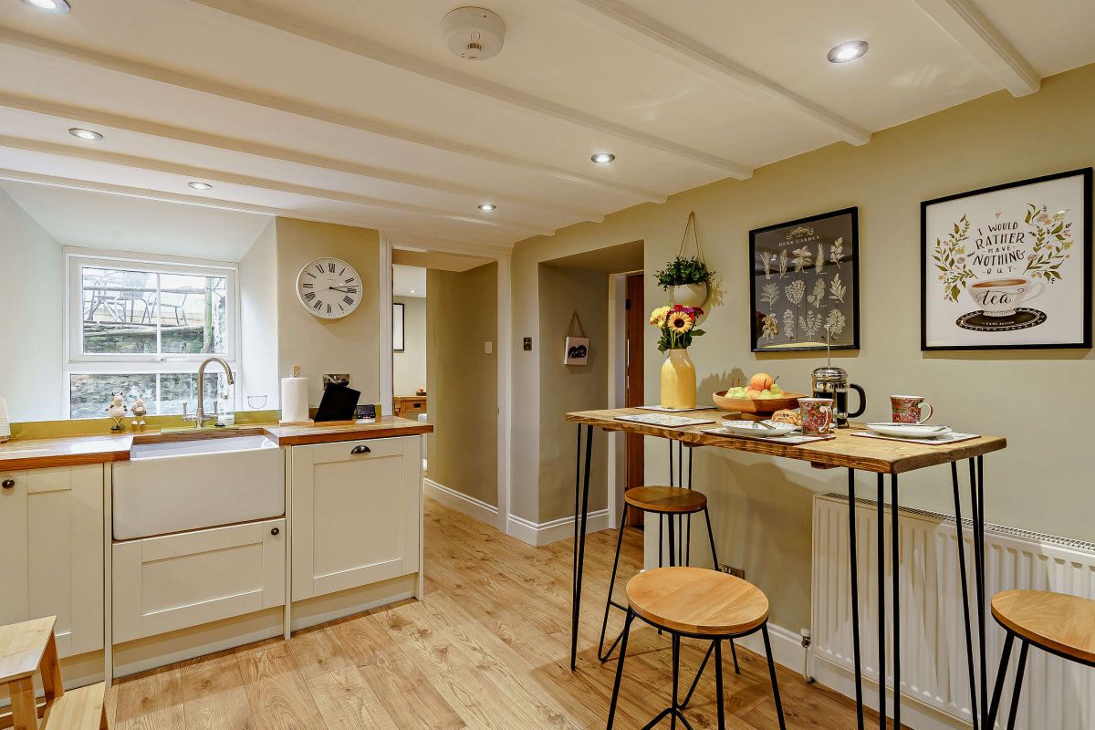 High Green Cottage, listing photograph 11