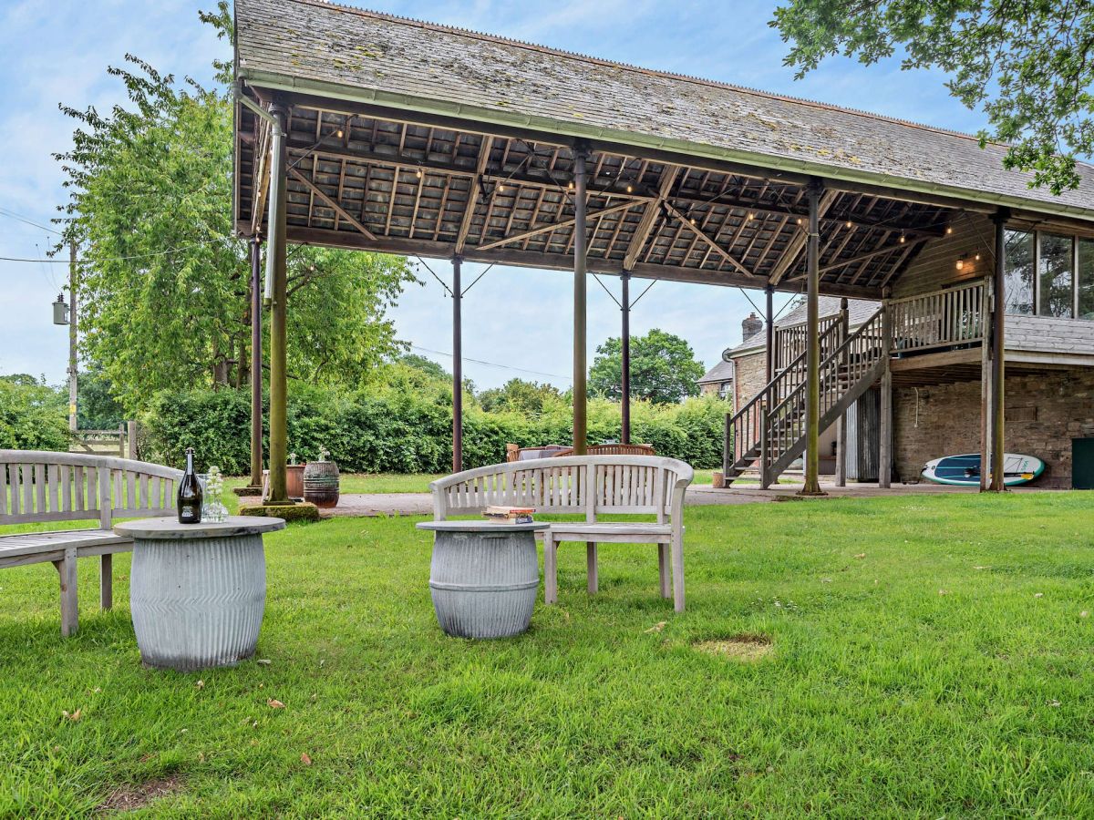 The River Cottage Retreat
