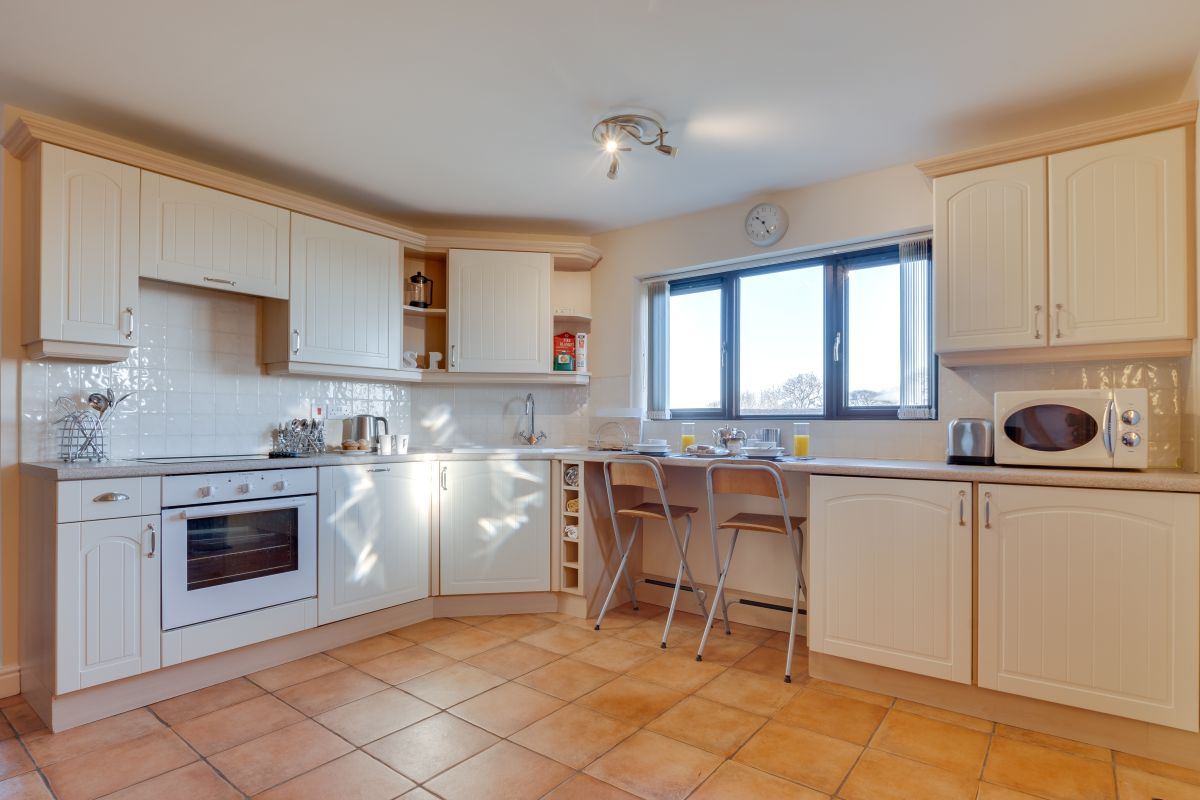 Elm Croft, listing photograph 7