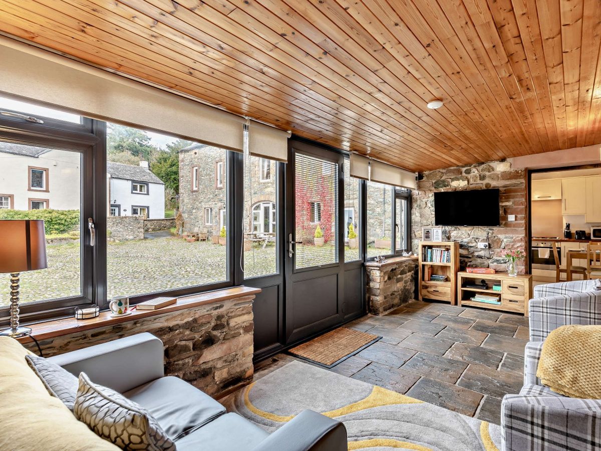 Tao Lodge, listing photograph 7