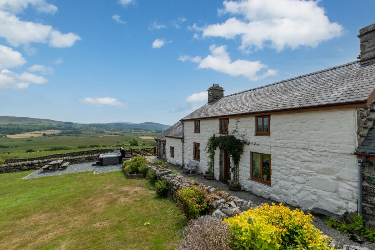 Ty Cerrig Cottage