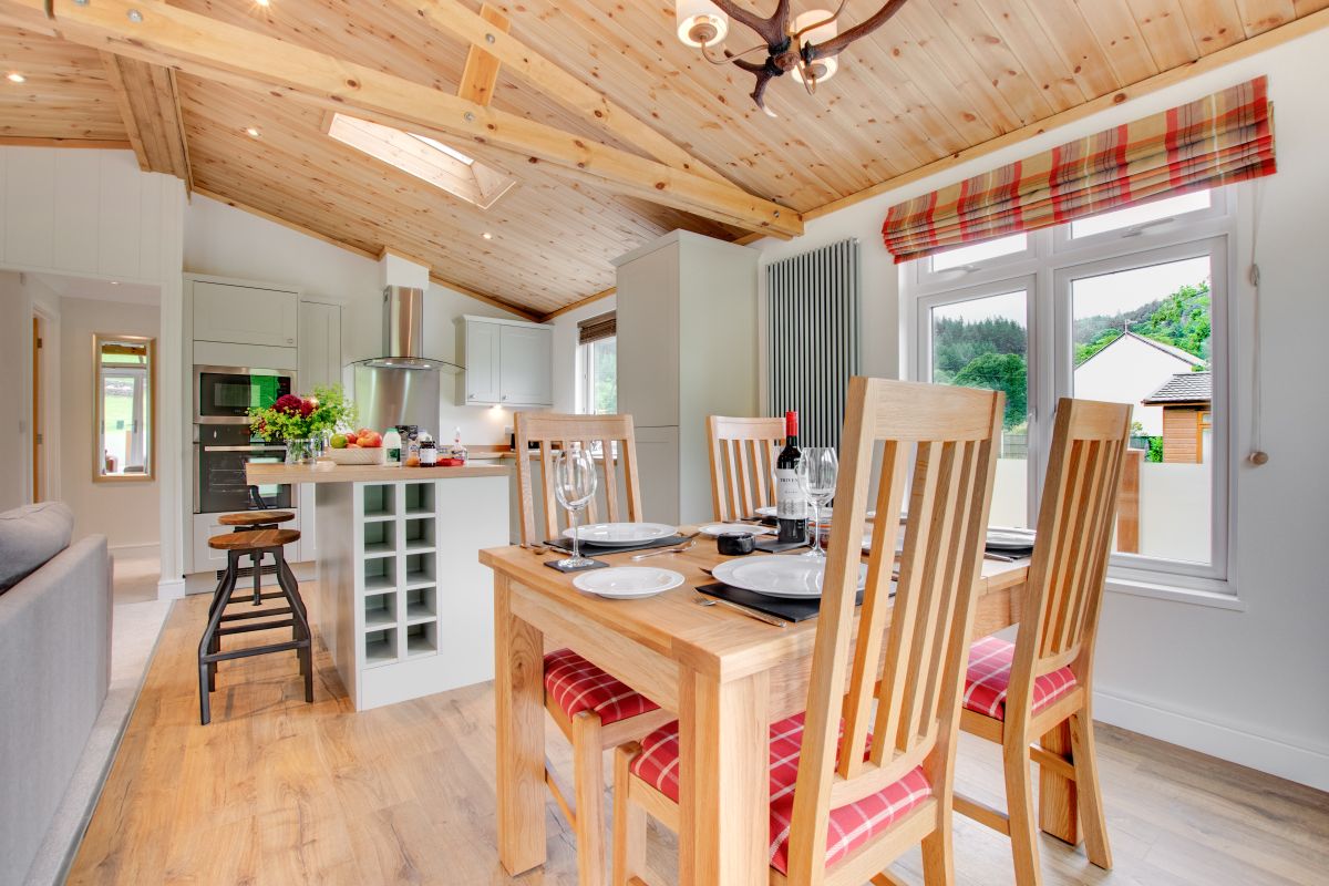 Llyn Dinas Lodge, listing photograph 5