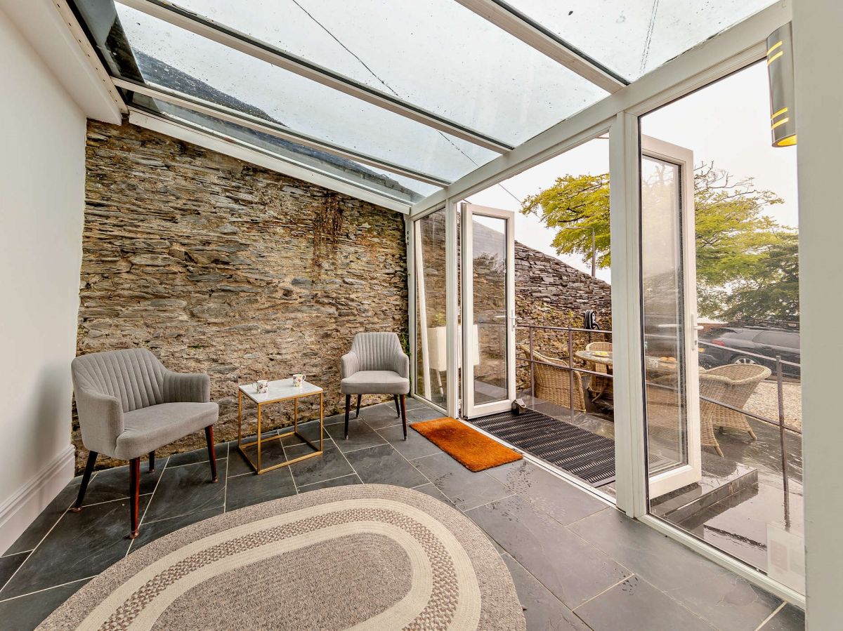 Bryn Dyfi, listing photograph 9