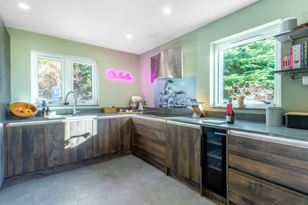 Loch View - Loch Lochy, listing photograph 10