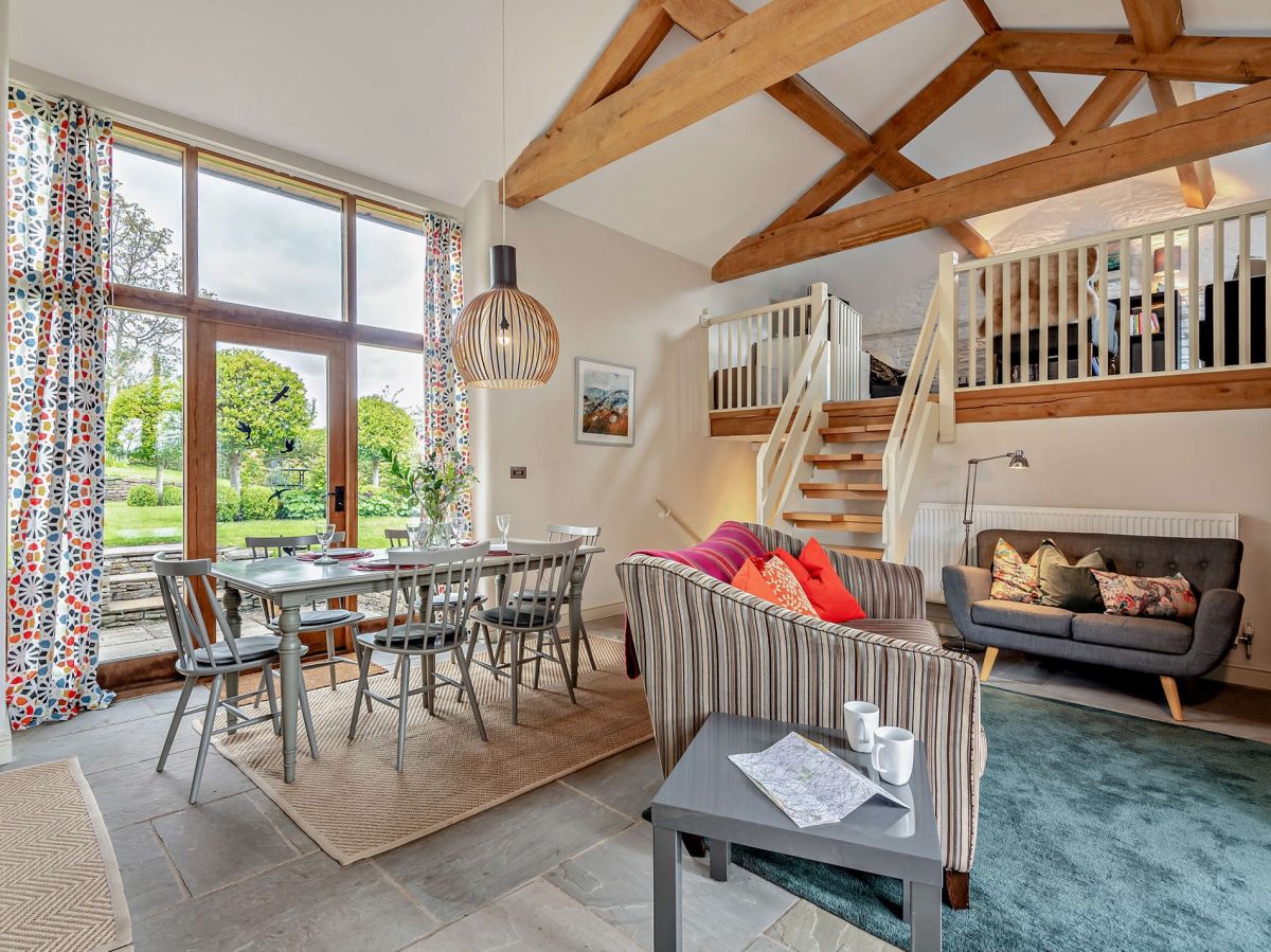 Black Hill Barn, listing photograph 6