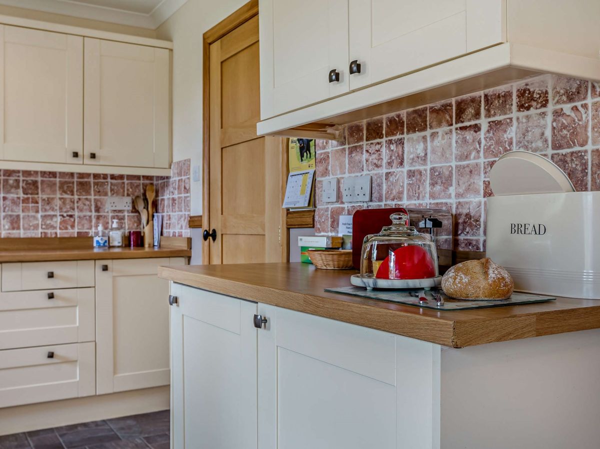 Riddlesdown, listing photograph 7
