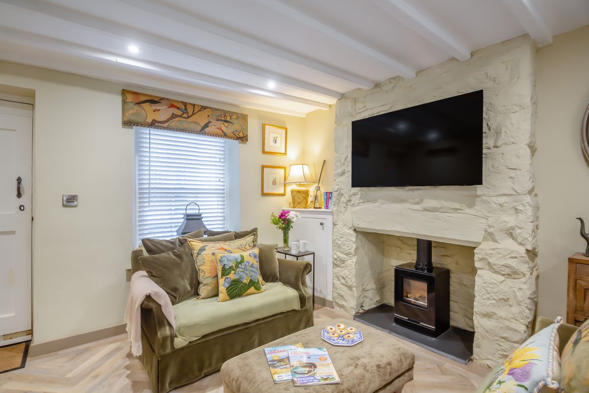 Crown Lane Cottage, listing photograph 8
