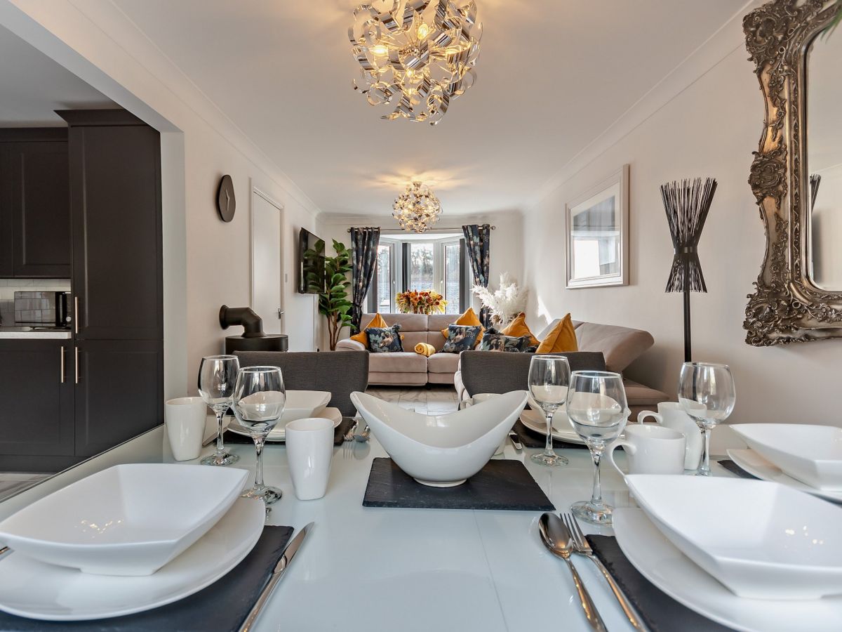 Goat Townhouse, listing photograph 8