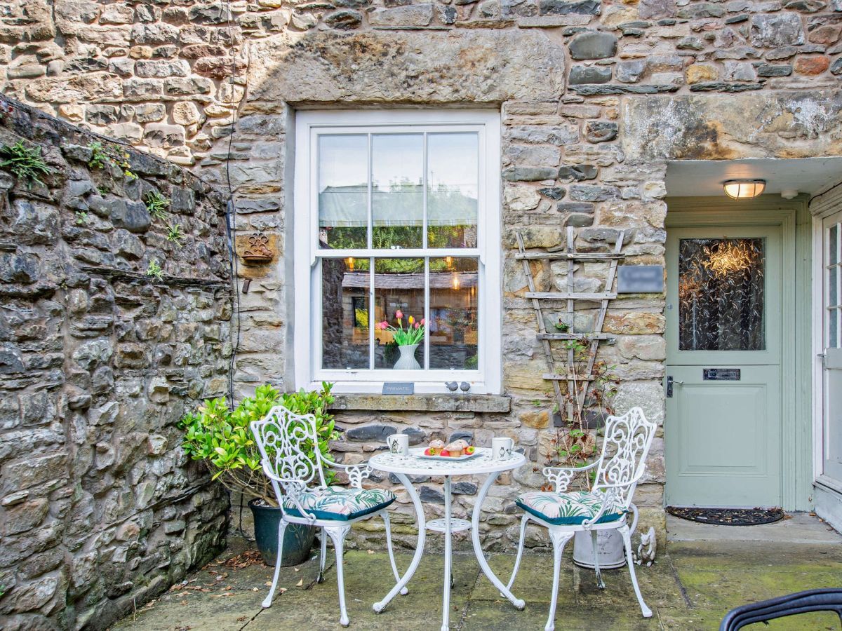 Corner Cottage - Kirkby Lonsdale, listing photograph 5