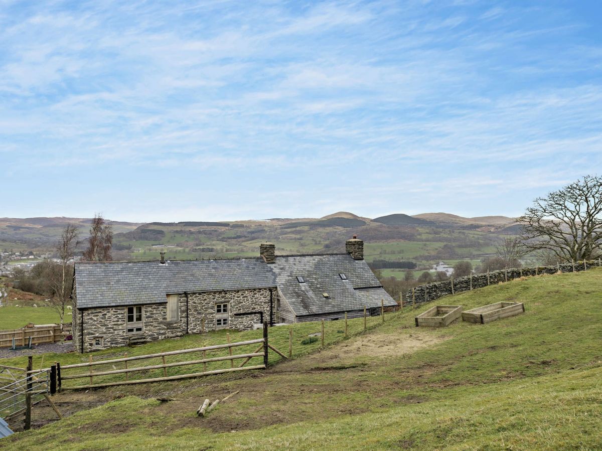 Ty Mawr