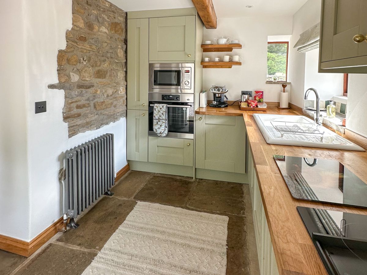 Red Squirrel Cottage, listing photograph 8