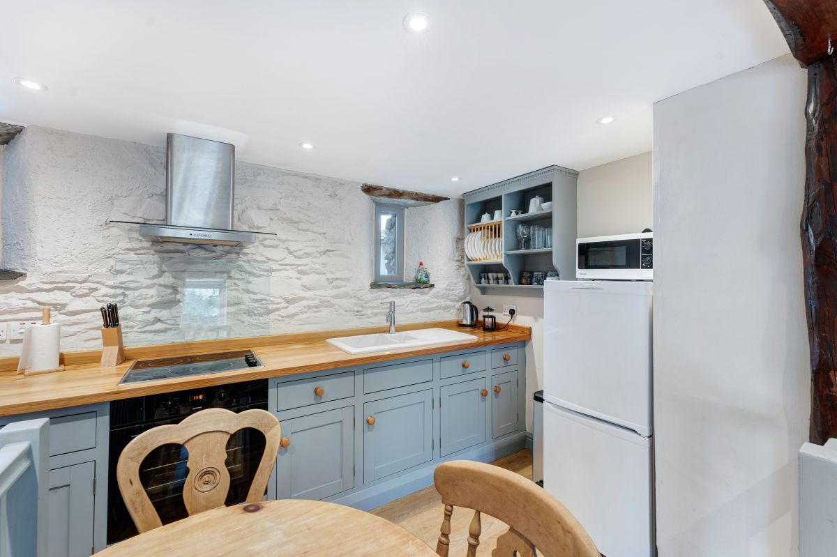 Little Grove Cottage, listing photograph 4
