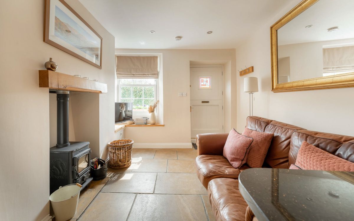 Amber Cottage, listing photograph 2