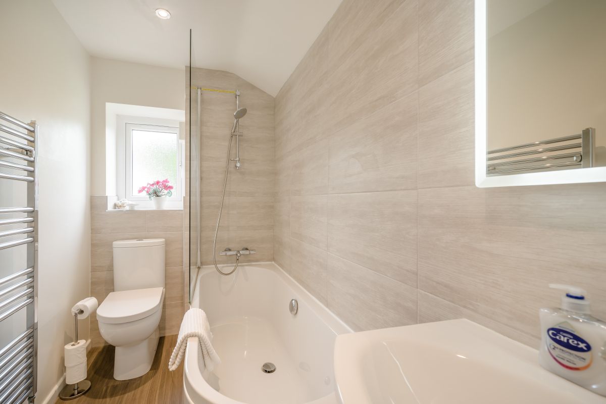 Jesmond Cottage, listing photograph 6