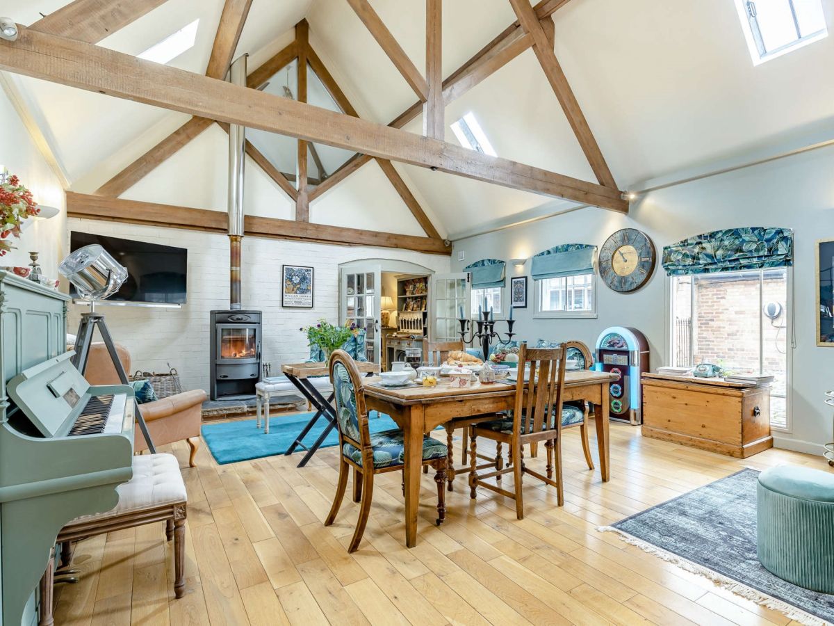 The Barn At Corner Farm, listing photograph 2