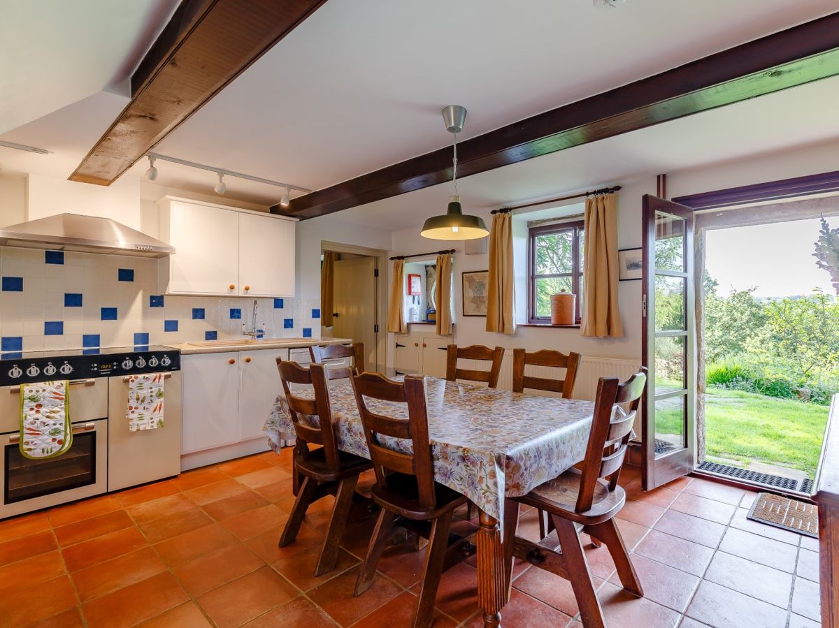 Spout Cottage, listing photograph 3