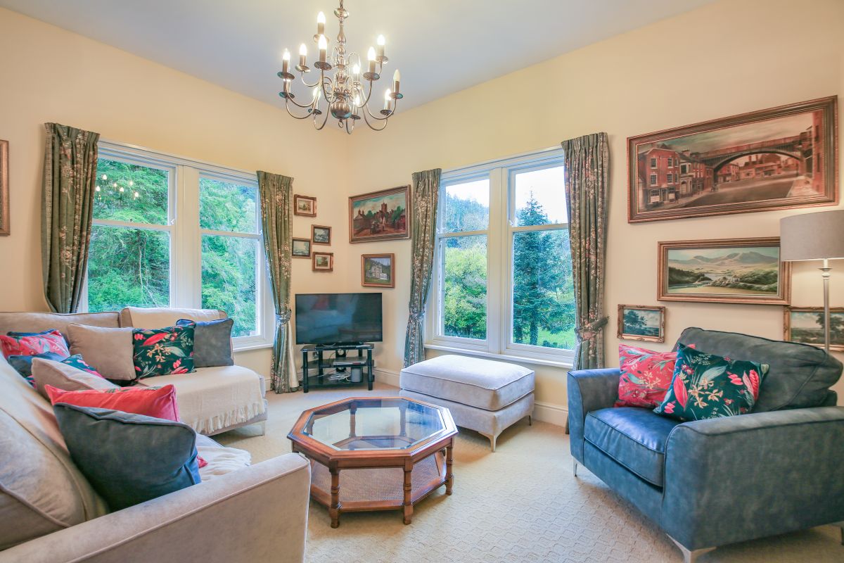 Coed Y Celyn Lodge, listing photograph 10