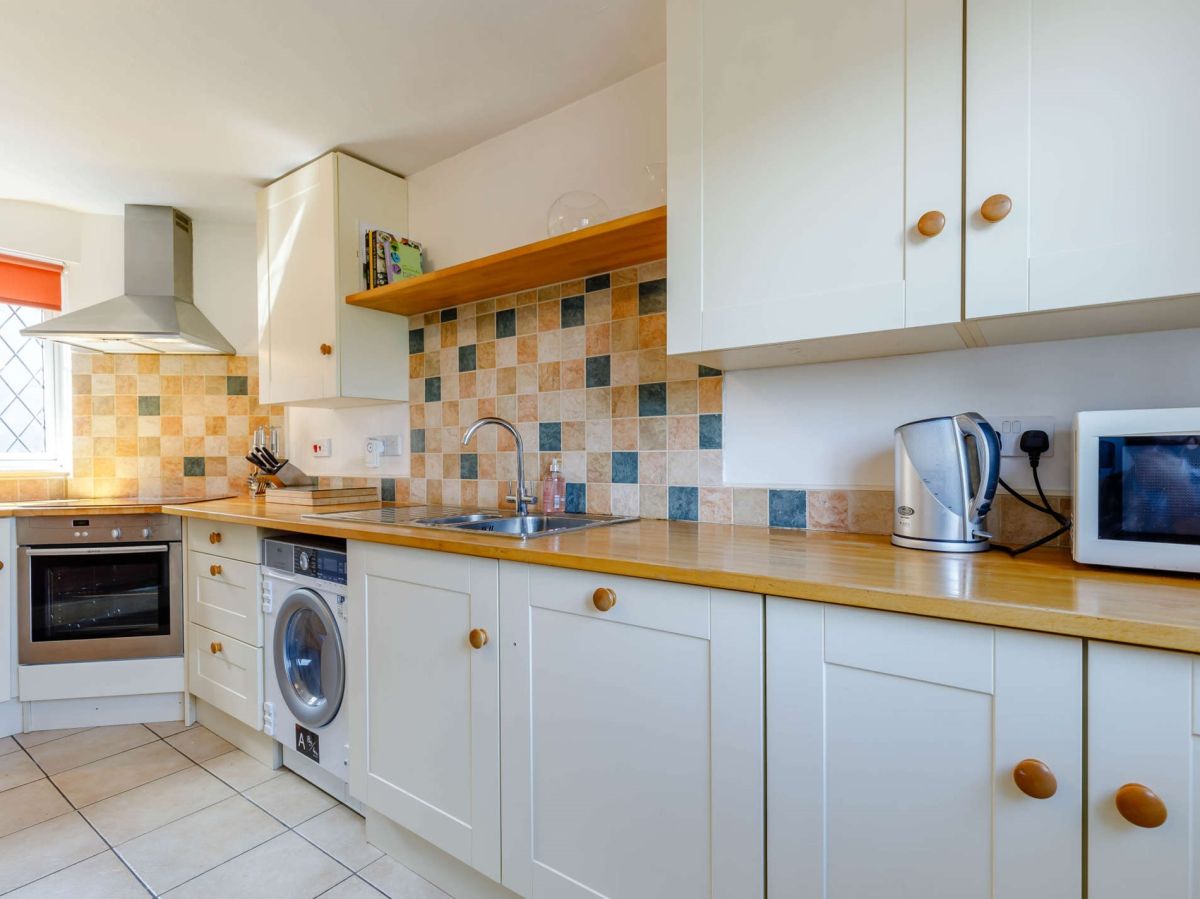 1 Pumphouse Cottages, listing photograph 8