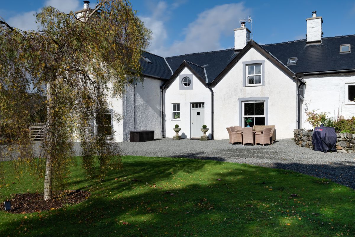Tŷ Brithdir, listing photograph 6
