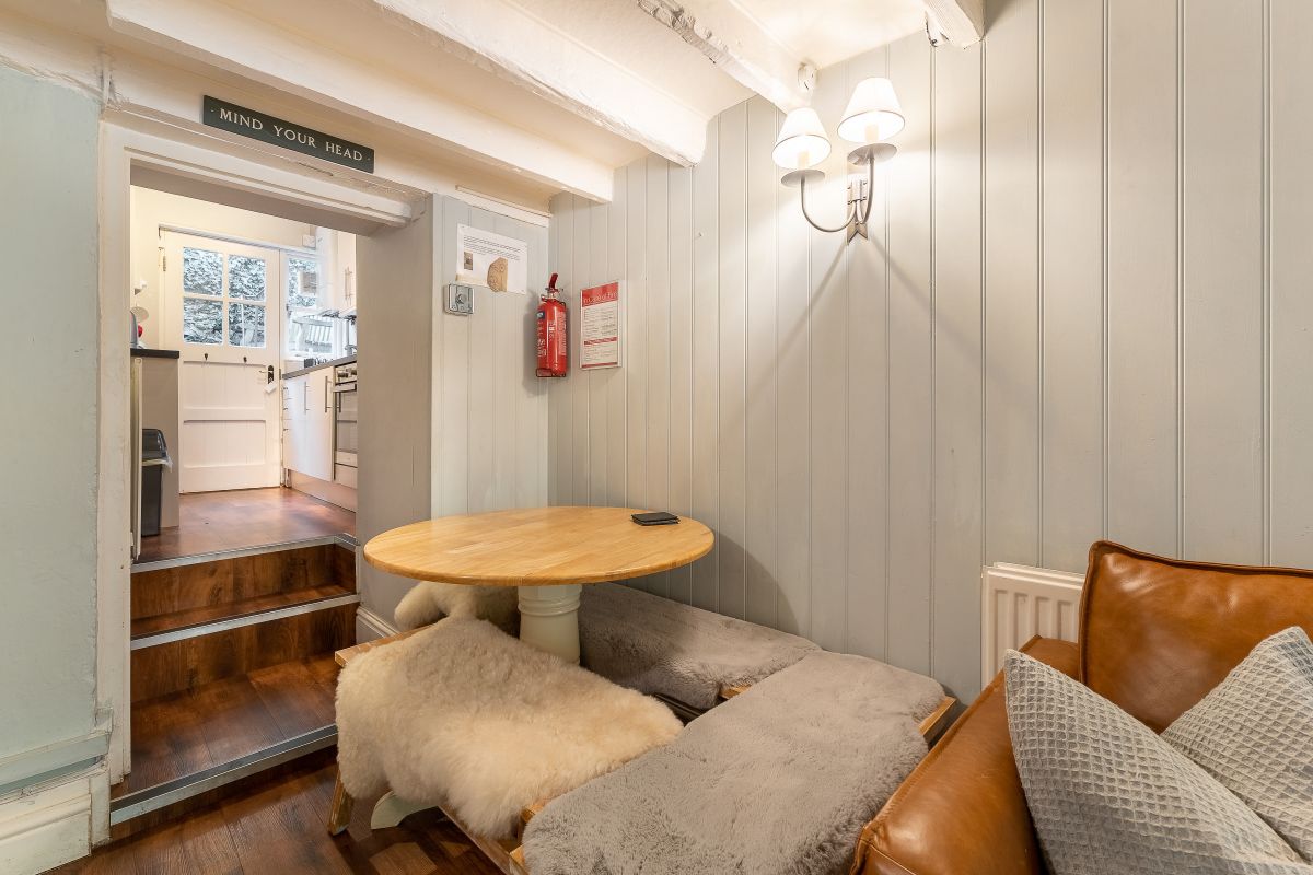 Honey Pot Cottage, listing photograph 8