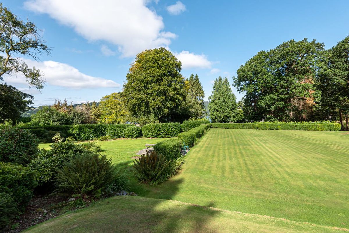 6 Meadowcroft House, listing photograph 8