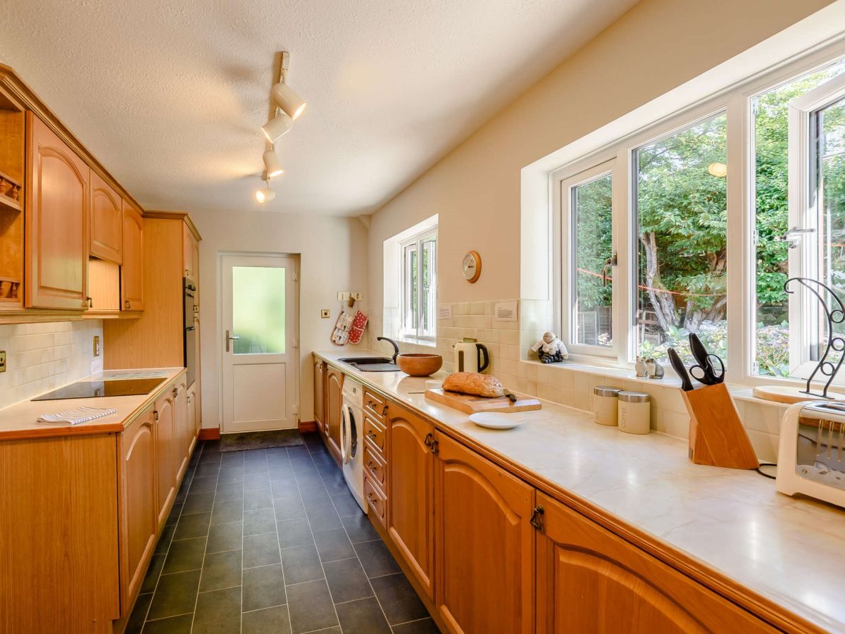 Airedale, listing photograph 12