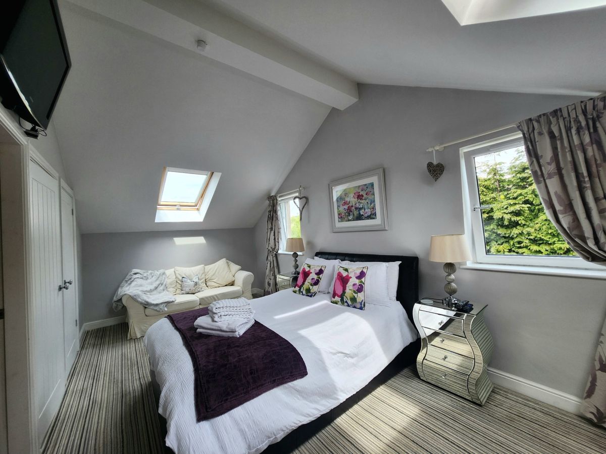 Bobby Lott Hall Cottage, listing photograph 11
