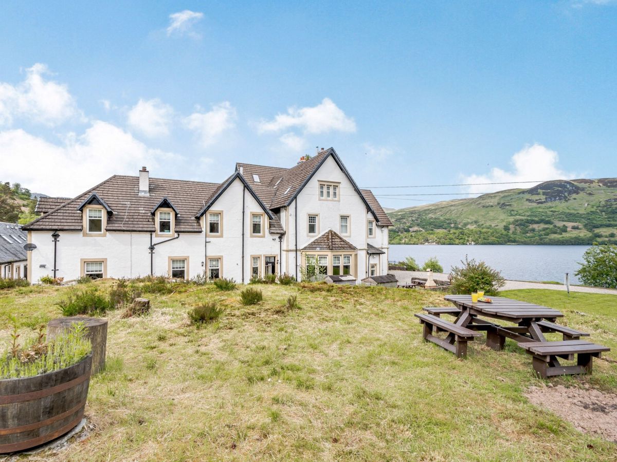 Wattie Cottage - Loch Katrine, listing photograph 3