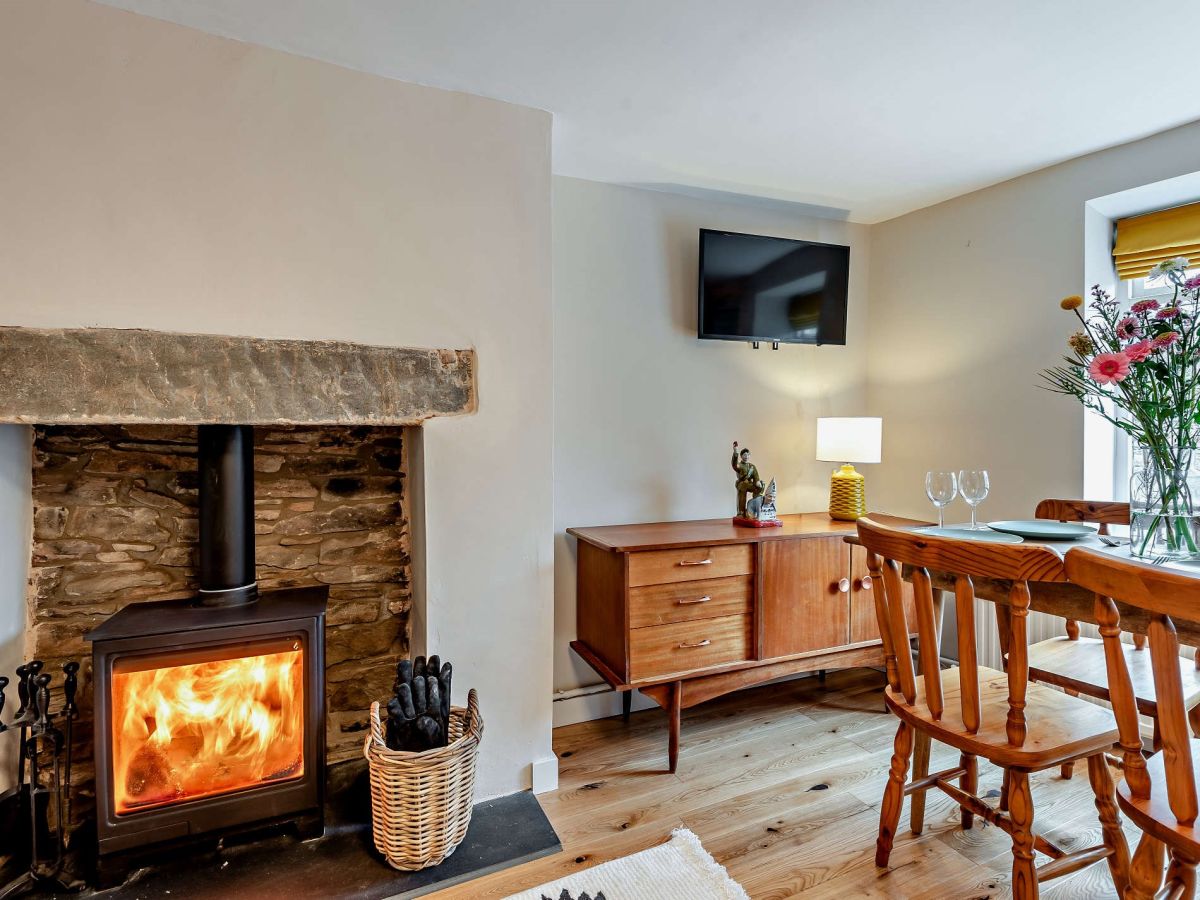 Swan Bank Cottage, listing photograph 2