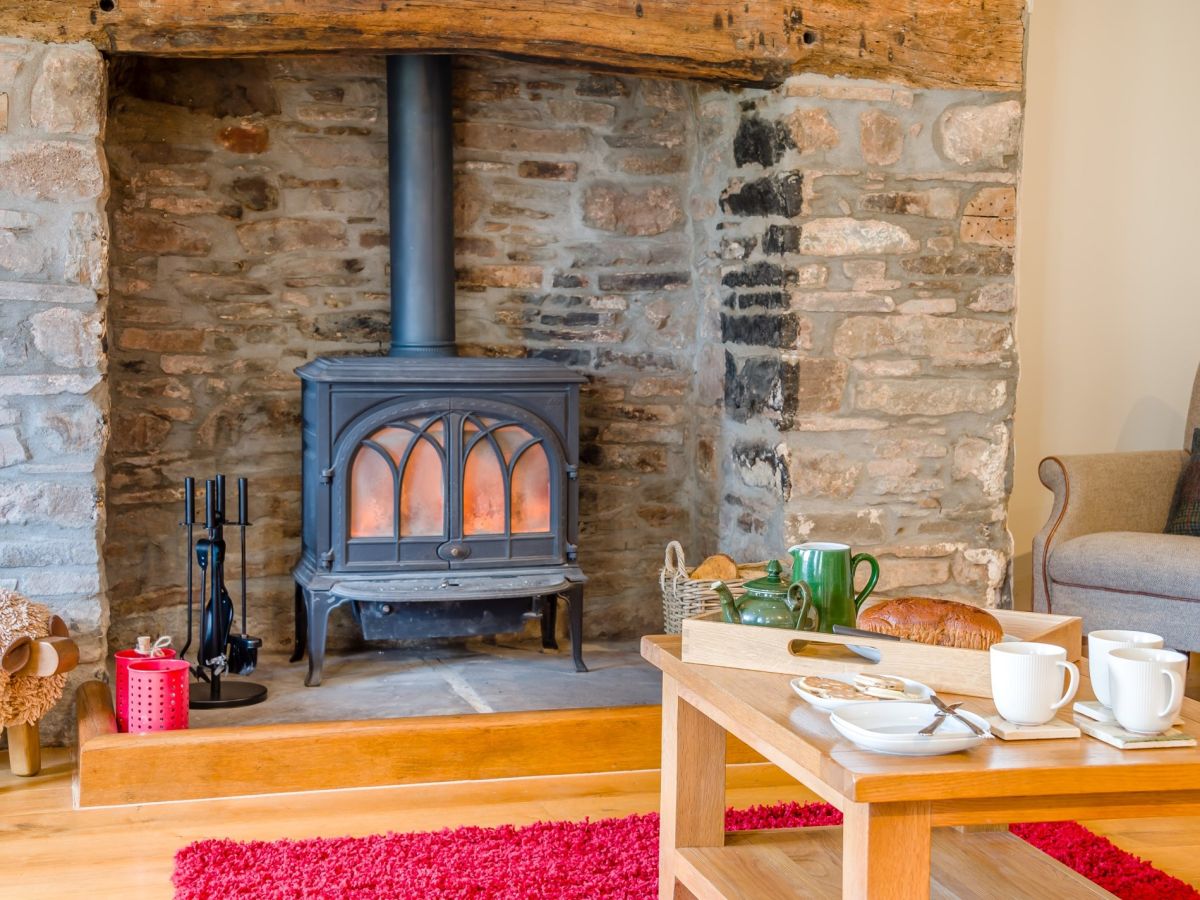 Cwmfforch Farm House - Brecon, listing photograph 4