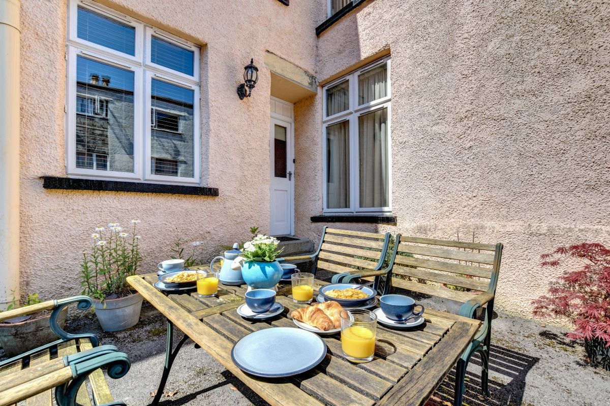 Elterwater Apartment, listing photograph 2