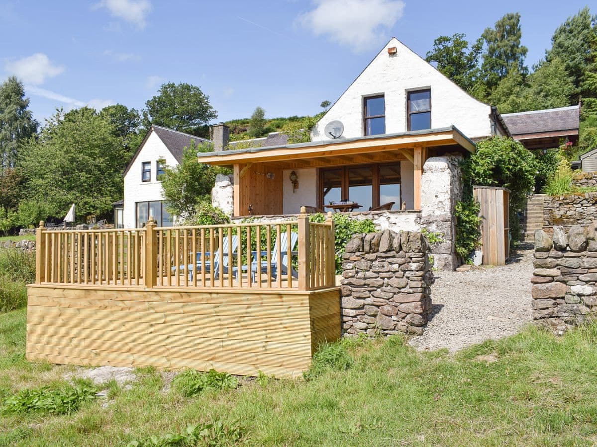 Lakeview Cottages at Mondhui - The Old Barn, listing photograph 2