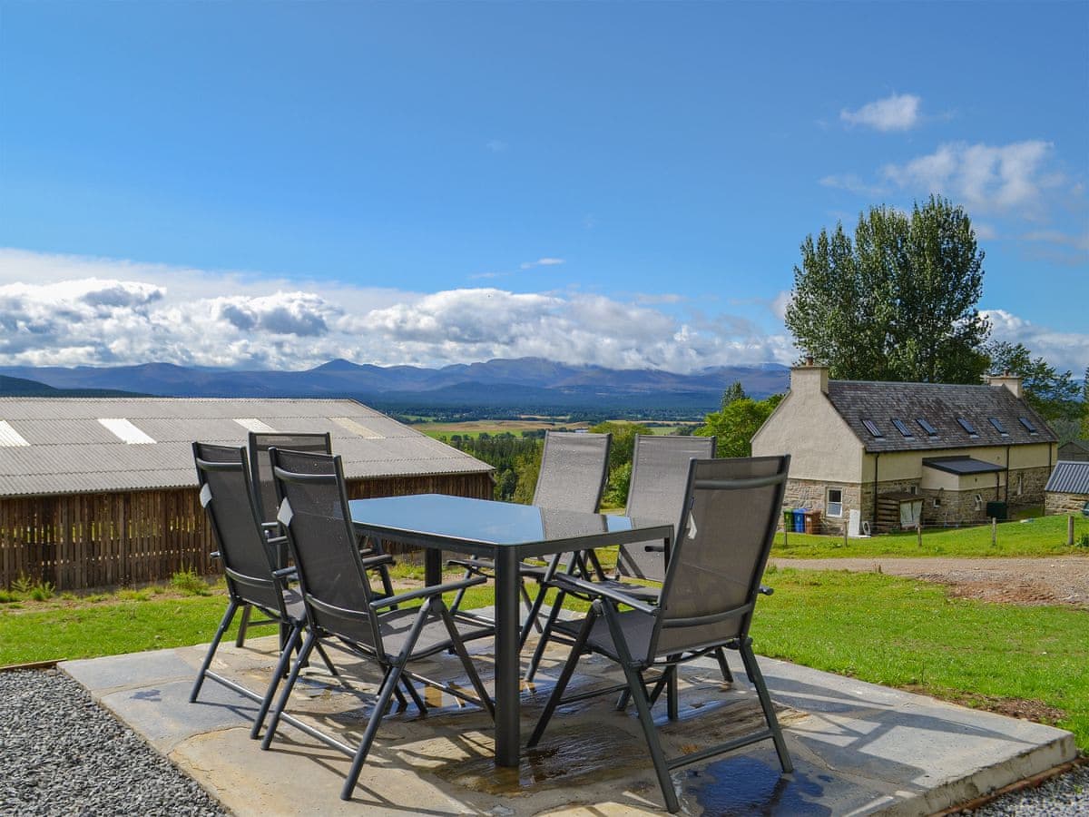 Wester Laggan Cottage