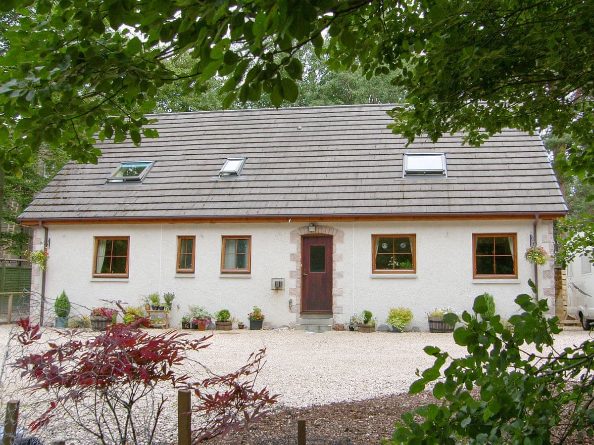 Woodland Lodge, listing photograph 2