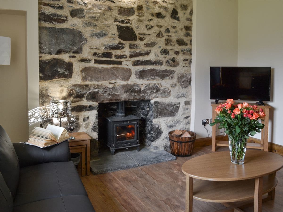 Cliff Cottage, listing photograph 2