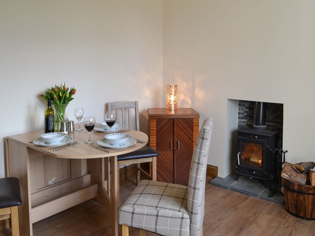 Cliff Cottage, listing photograph 4