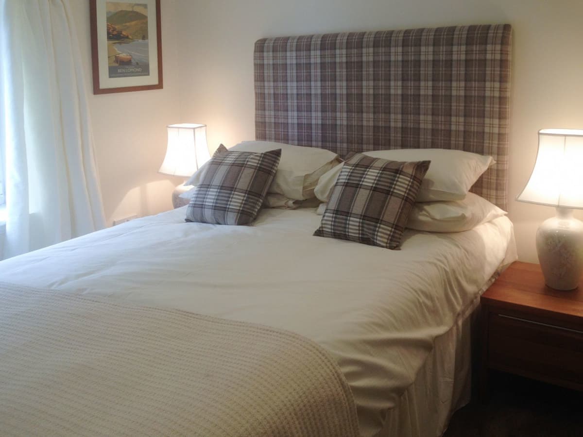 Strone Lodge, listing photograph 7