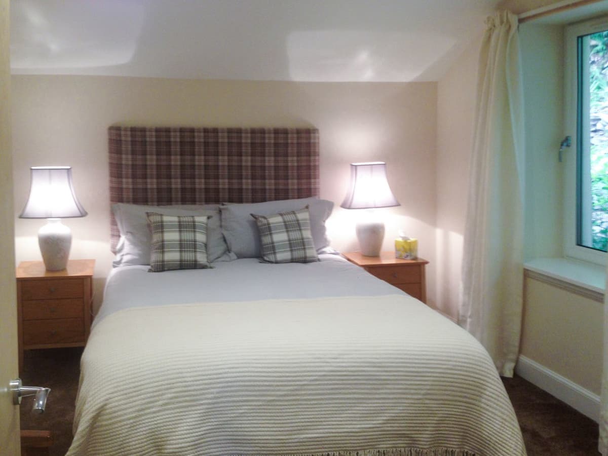 Strone Lodge, listing photograph 9