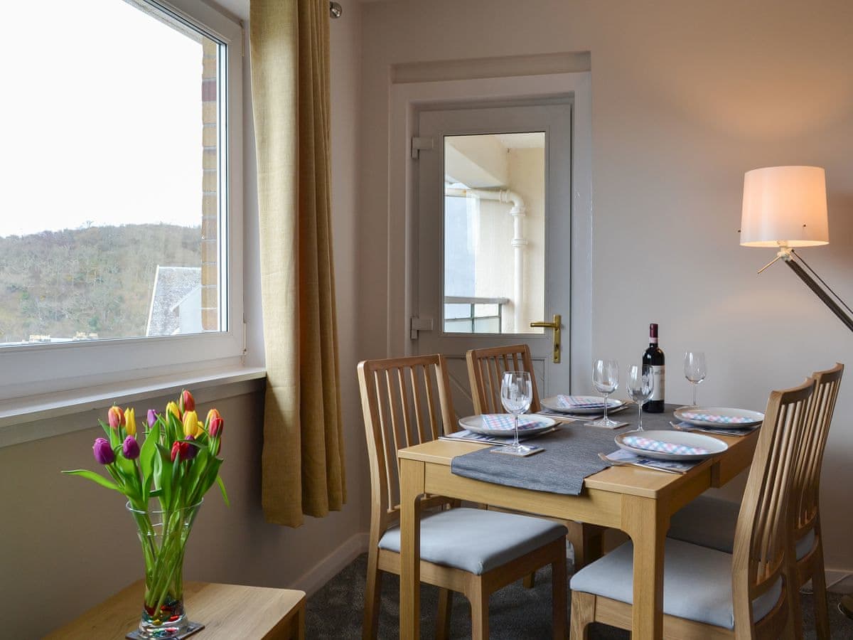 Finlaggan Apartment, listing photograph 4
