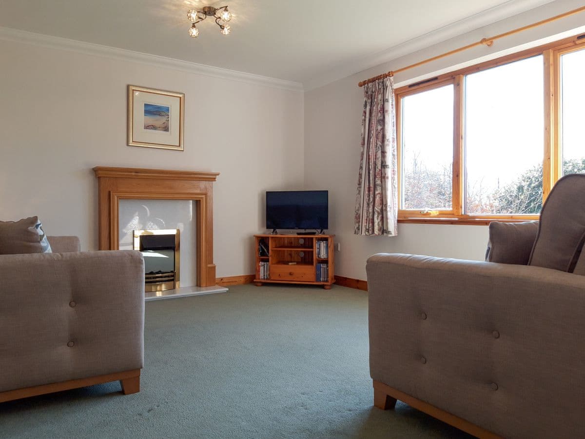 Lismore Cottage, listing photograph 4