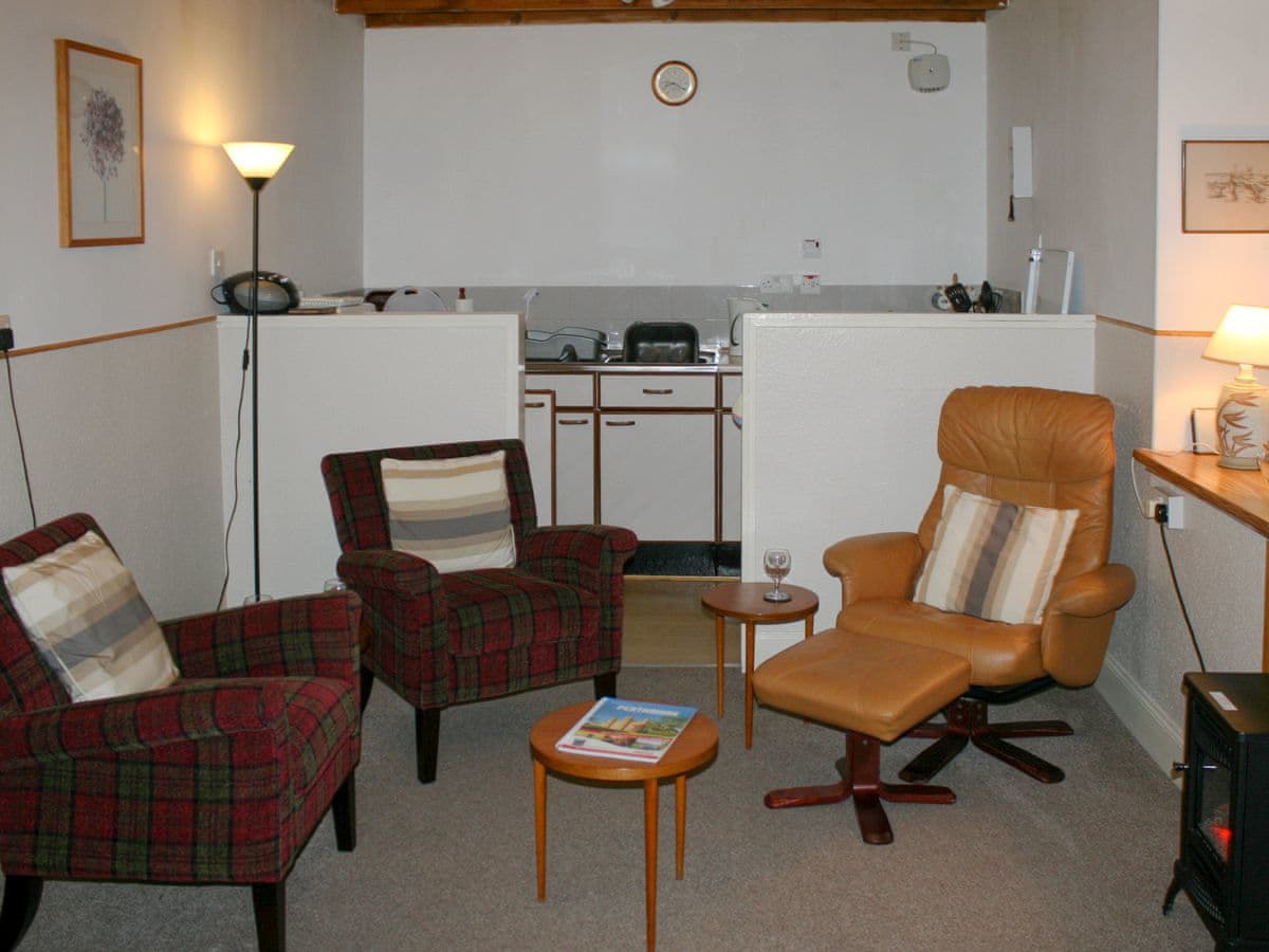 Bakehouse Cottage, listing photograph 2