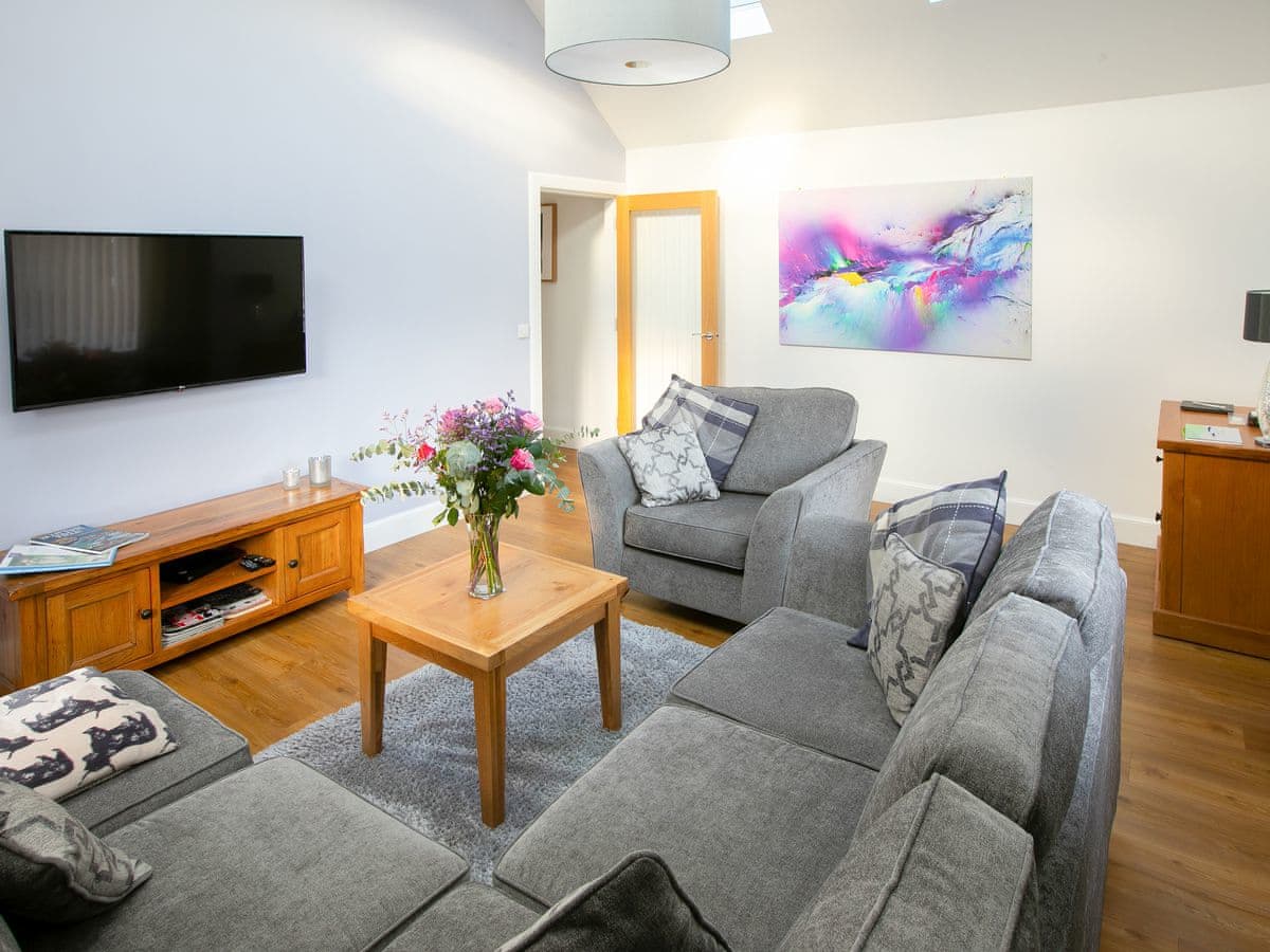 Rossie Cottage, listing photograph 2