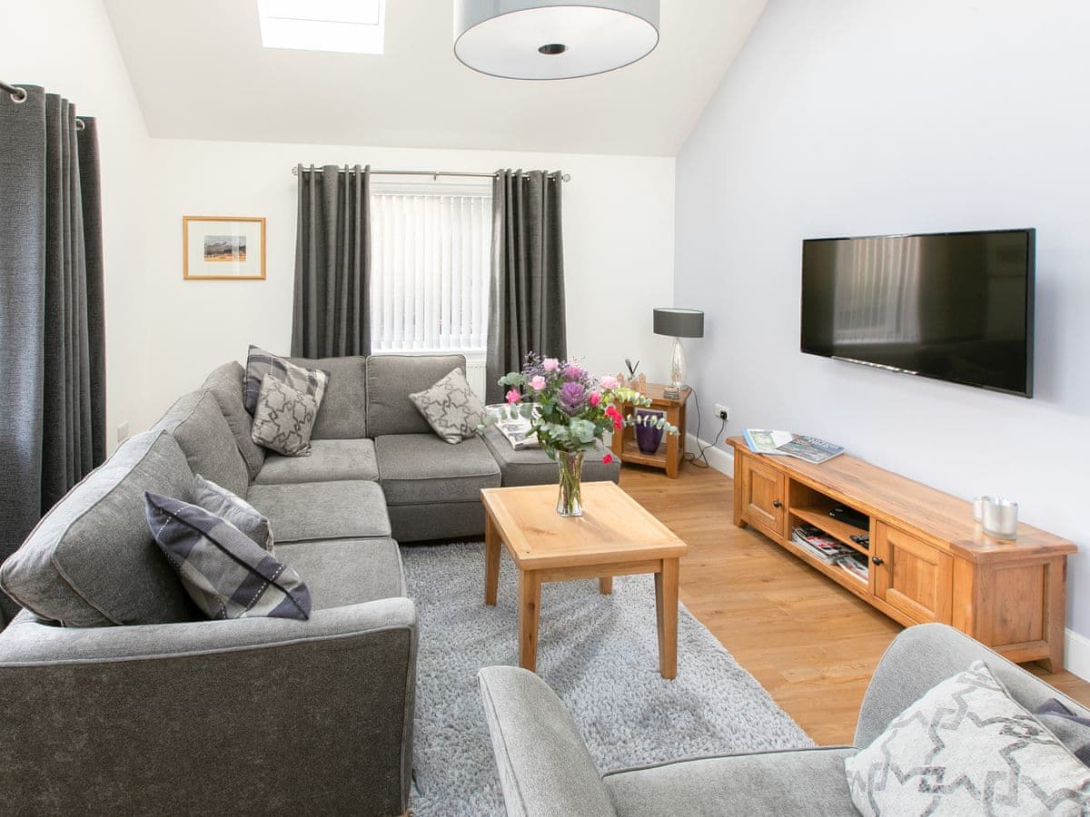 Rossie Cottage, listing photograph 3