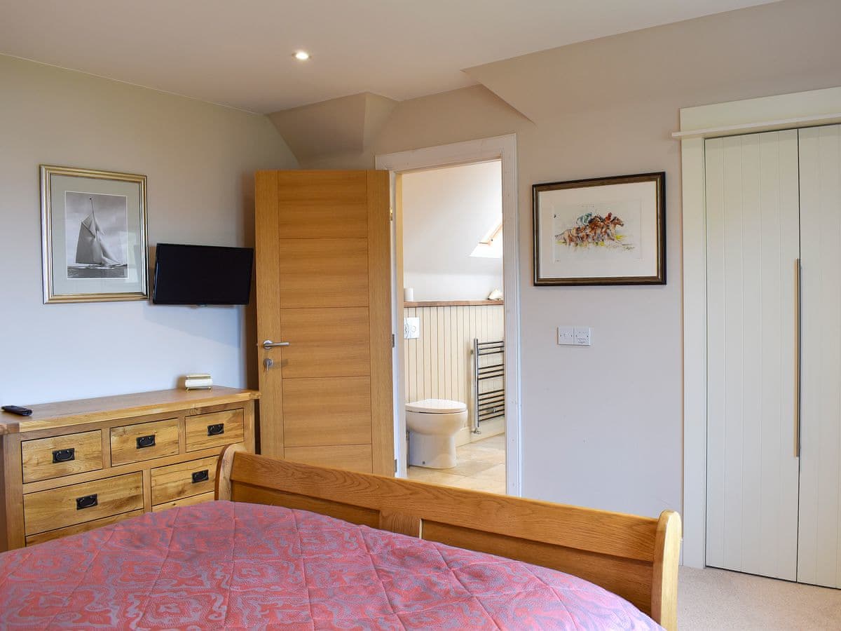 Paddockhall Cottages - Petronella, listing photograph 9