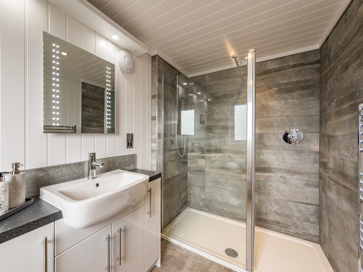 Karelia Lodge, listing photograph 11