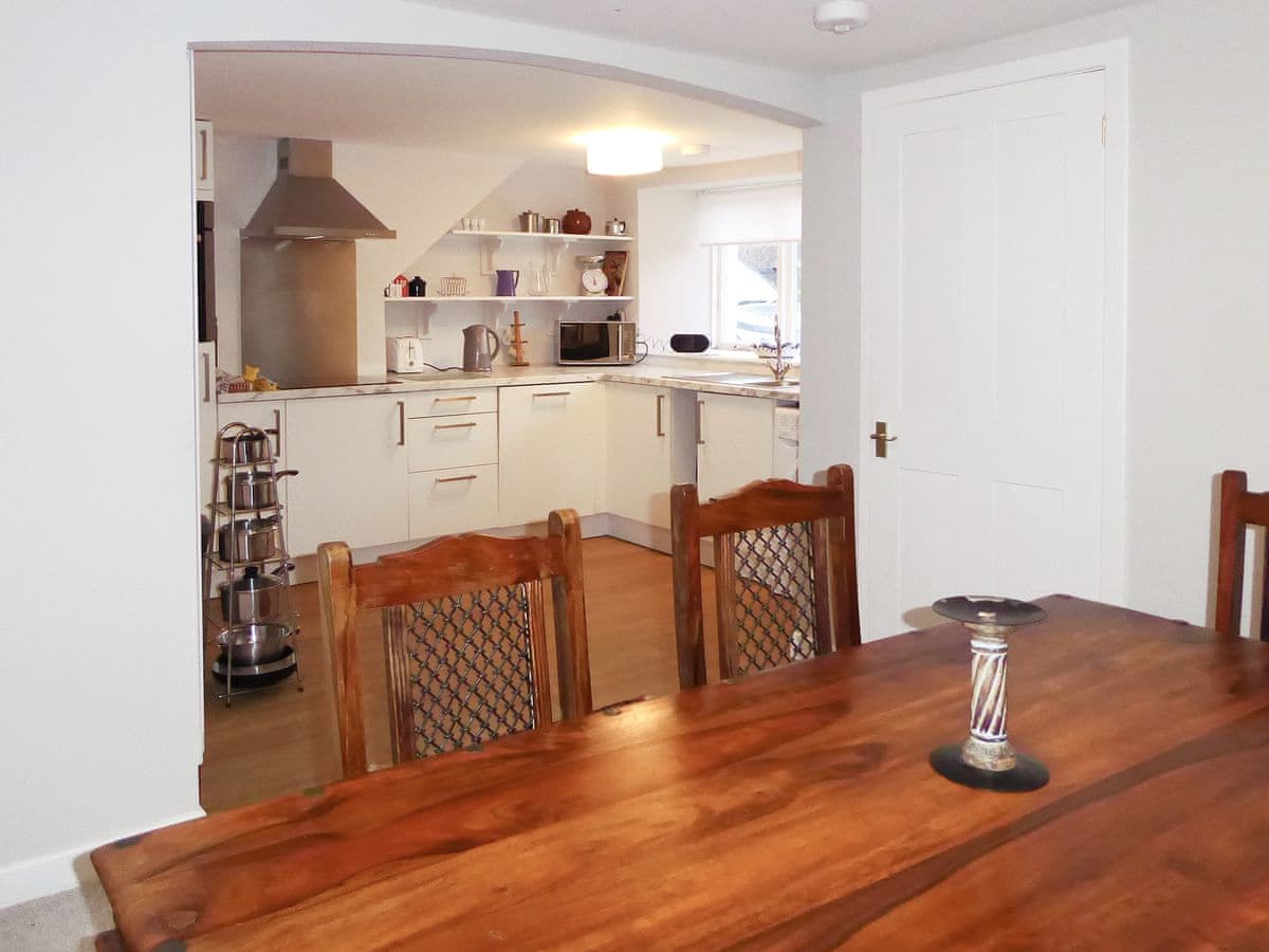 The White House, listing photograph 3