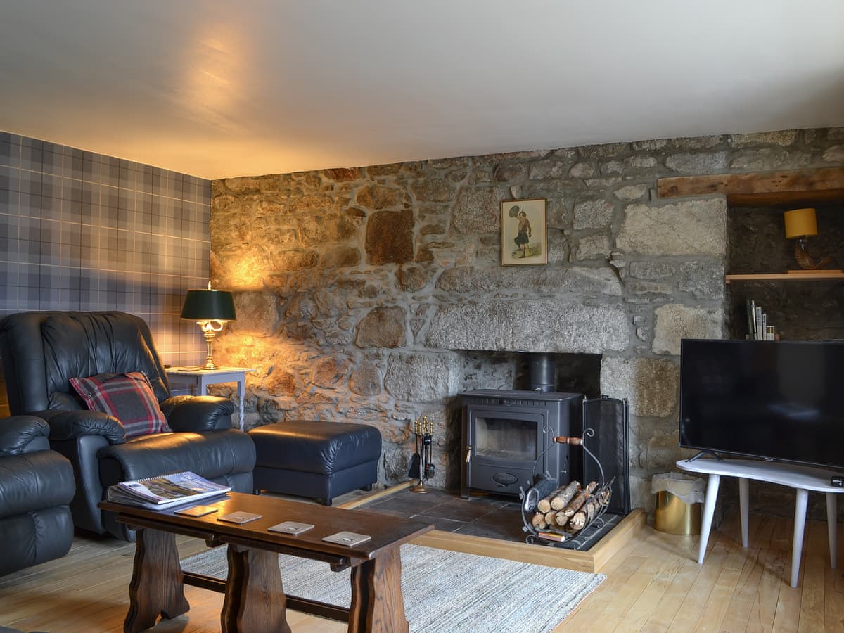 The Glebe, listing photograph 3